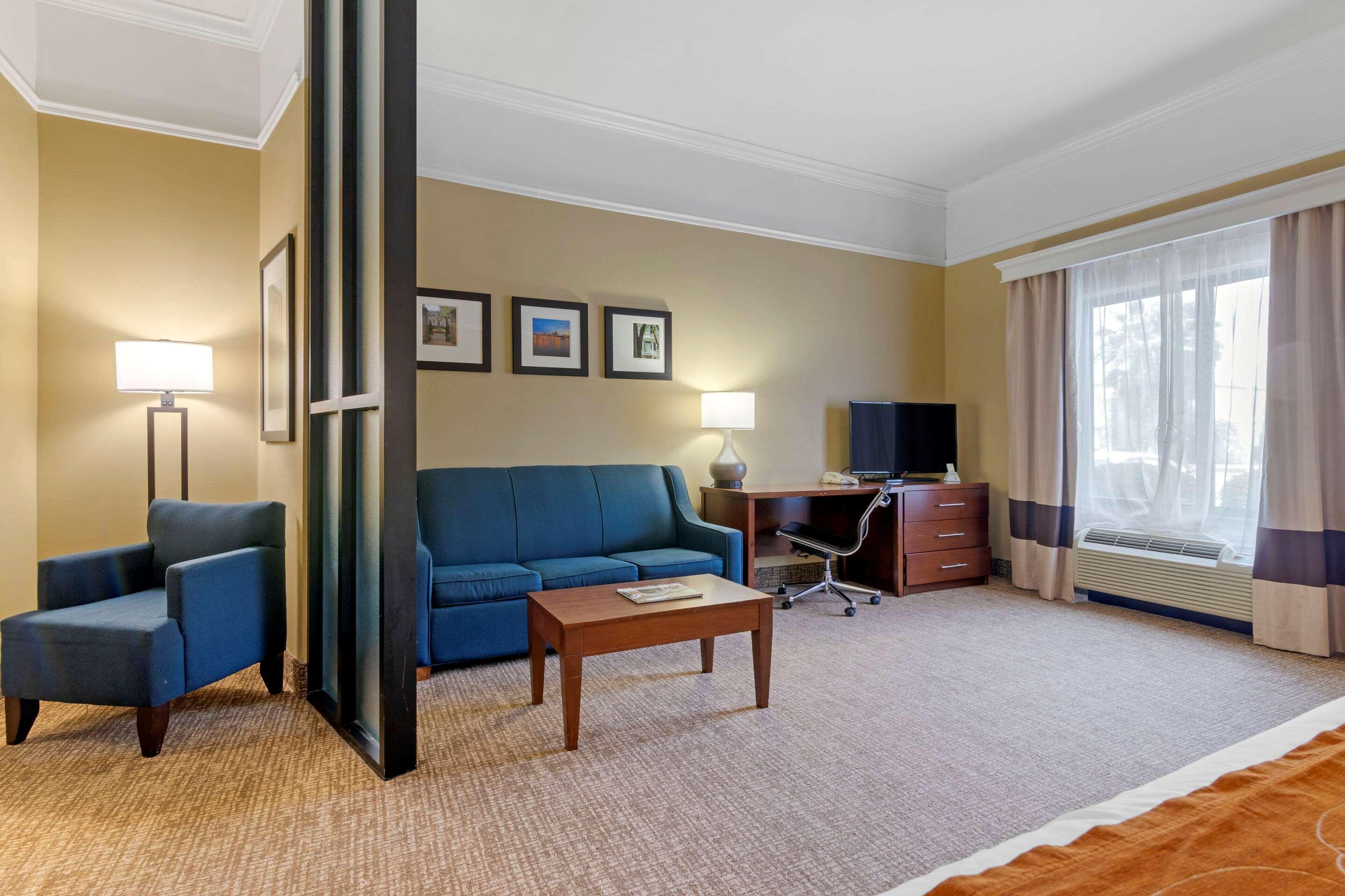 Comfort Suites Savannah North Port Wentworth Extérieur photo